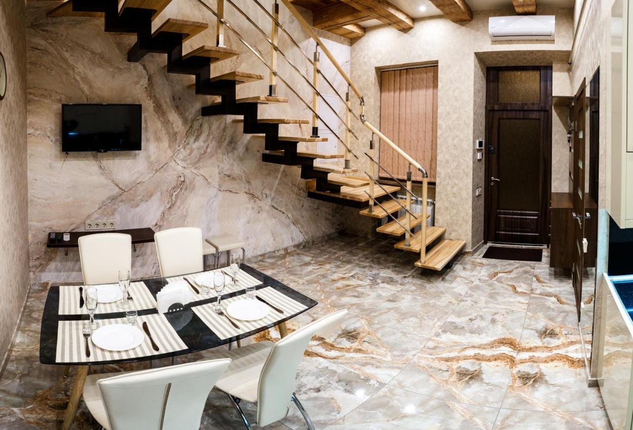 Apartments "The Cultural Capital" Vip Lviv Exterior photo