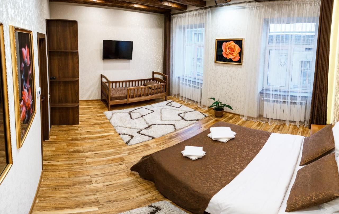 Apartments "The Cultural Capital" Vip Lviv Exterior photo